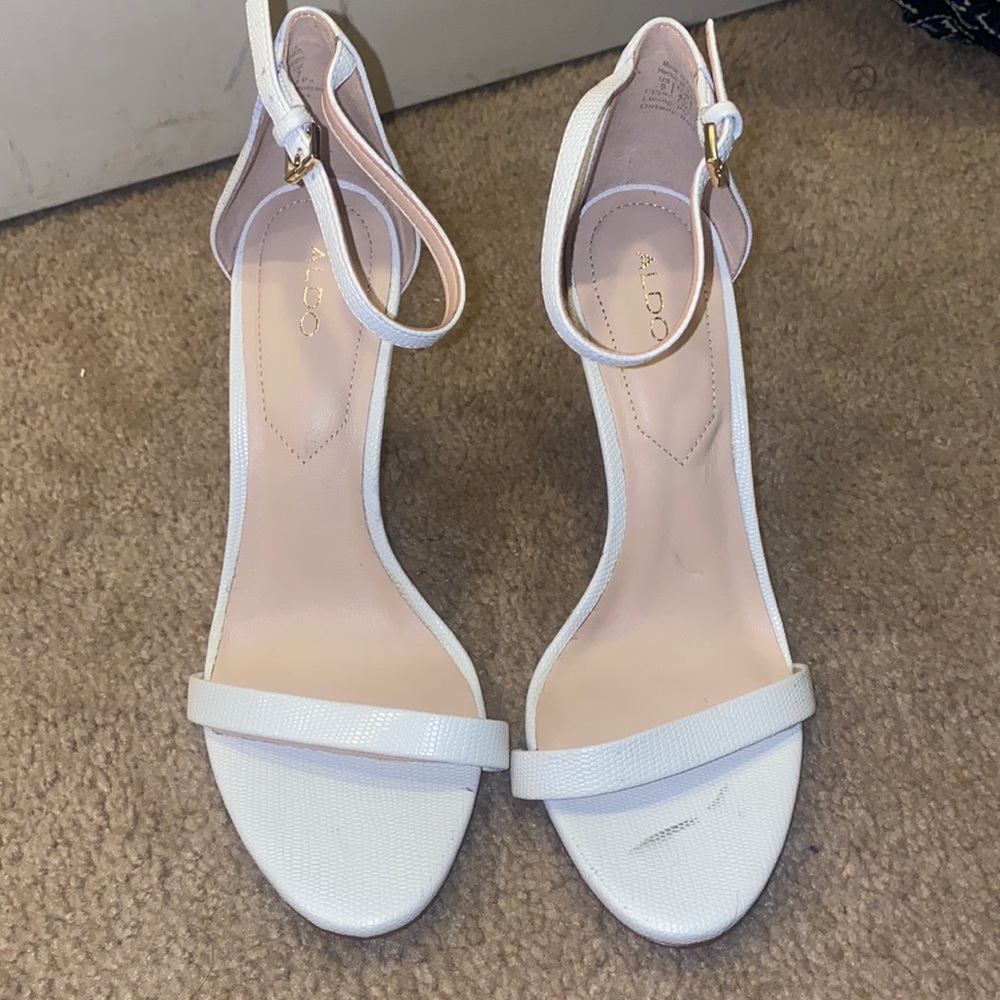 Never worn Aldo heels
